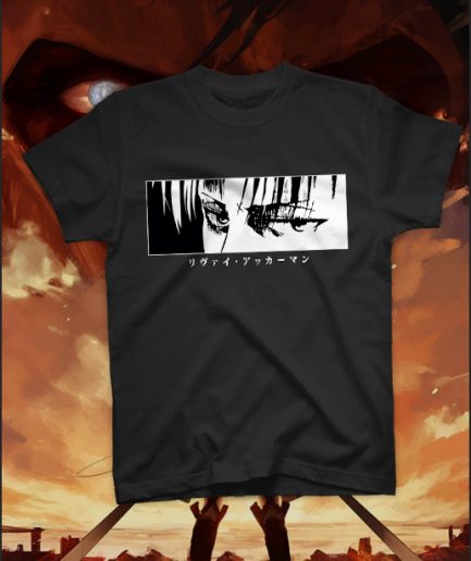 T-shirt nera con stampa rettangolare degli occhi di Levi Ackerman e scritta in giapponese.