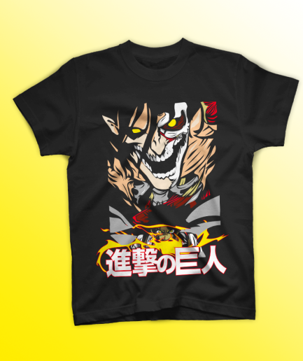Uomo indossa t-shirt nera con stampa DTF di un Gigante di Attack on Titan con occhi gialli e scritte giapponesi rosse.